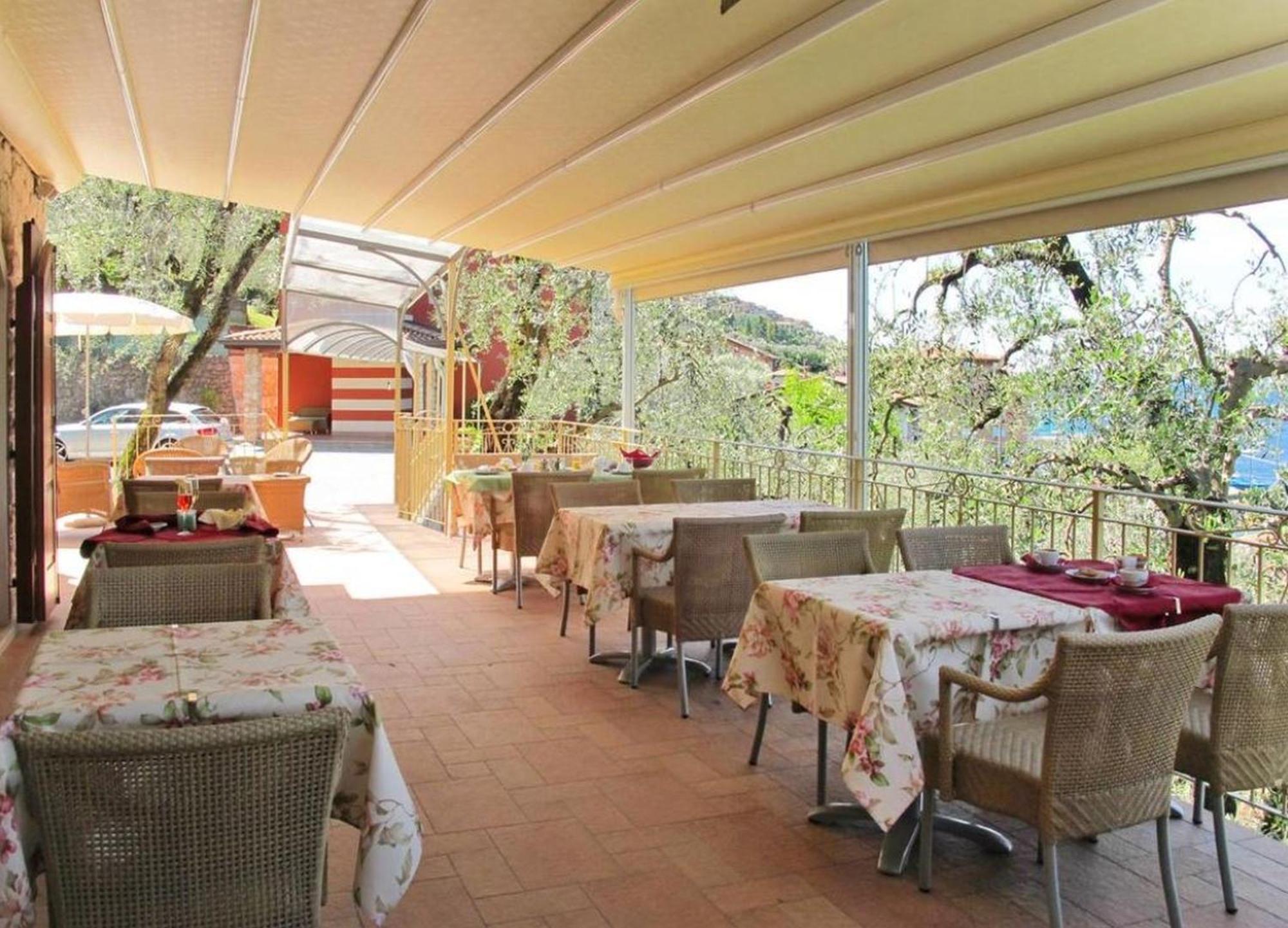 Residence Casa Maria Assenza Exterior foto
